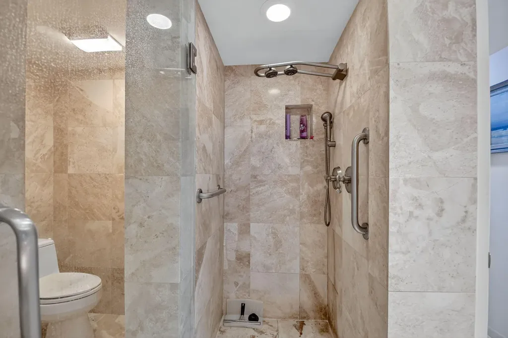 3589 S Ocean Boulevard South Palm Beach FL 33480