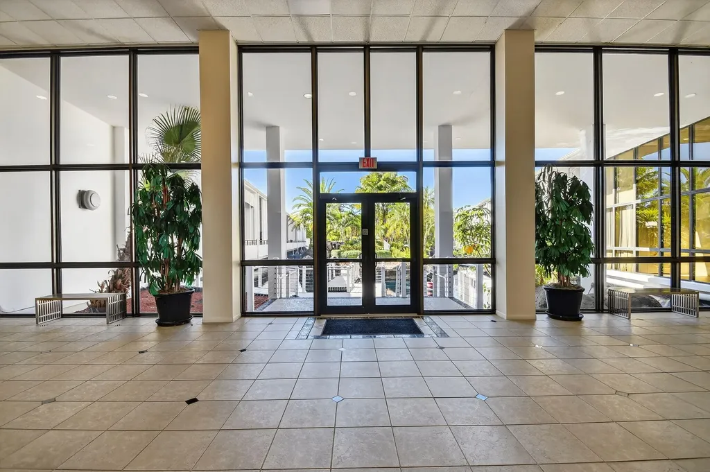 3589 S Ocean Boulevard South Palm Beach FL 33480