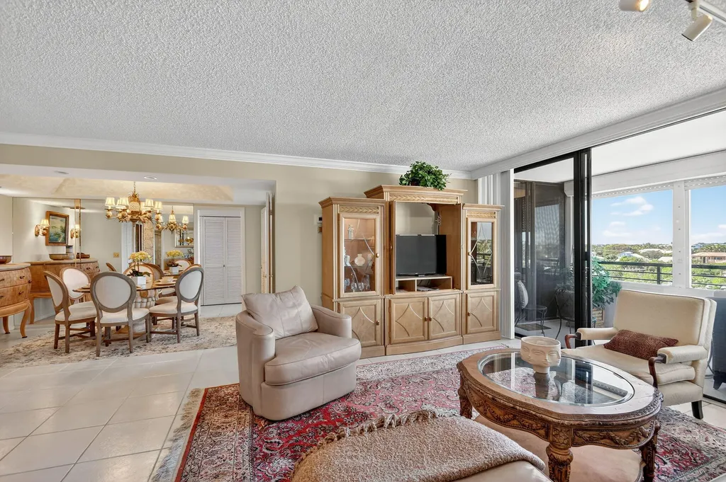 3589 S Ocean Boulevard South Palm Beach FL 33480