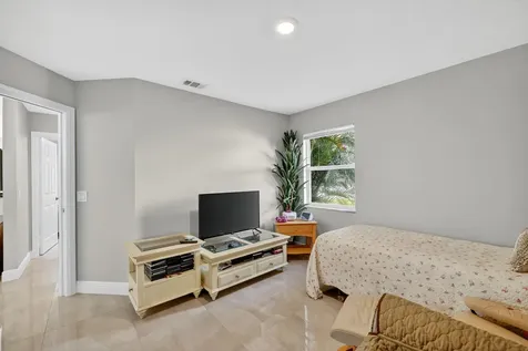 408 SW Sycamore Cove Port St Lucie FL 34986