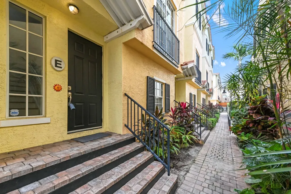 150 NE 6th Avenue Delray Beach FL 33483