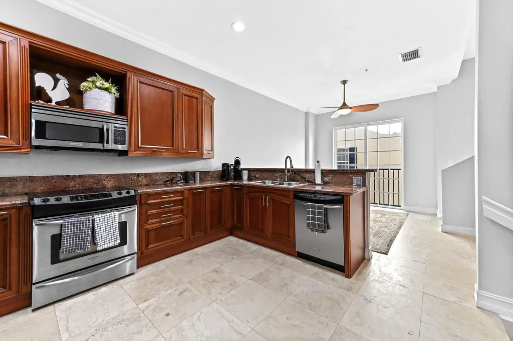 150 NE 6th Avenue Delray Beach FL 33483