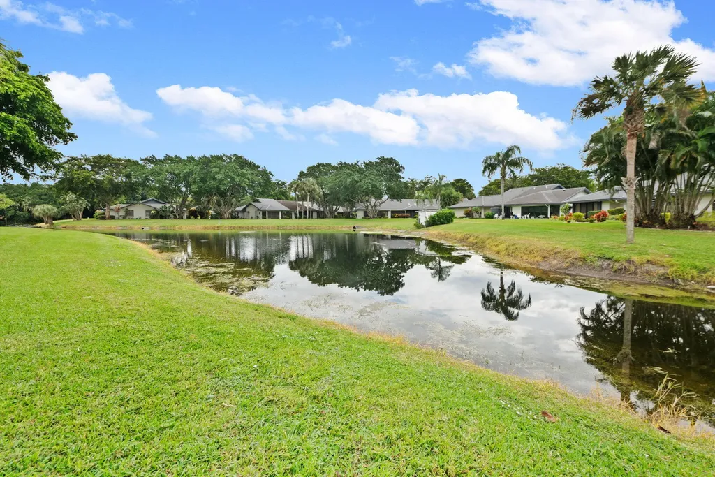 10092 Cedar Point Boulevard Boynton Beach FL 33437