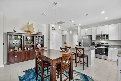5130 Unity Square Vero Beach FL 32967