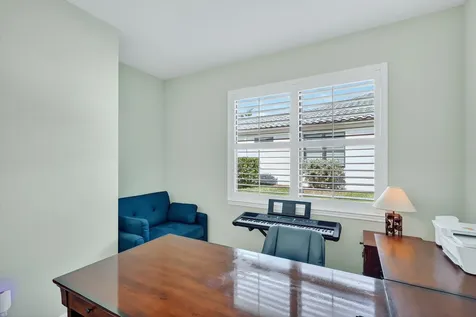 5130 Unity Square Vero Beach FL 32967