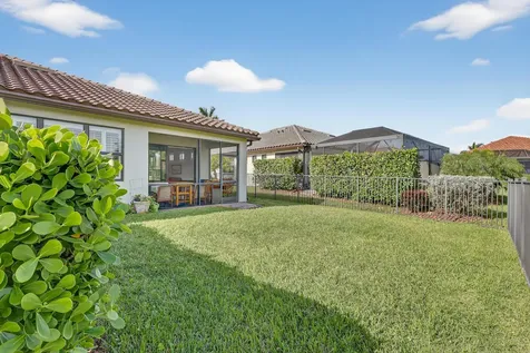 5130 Unity Square Vero Beach FL 32967