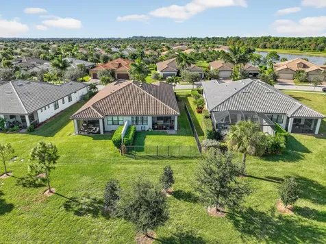 5130 Unity Square Vero Beach FL 32967