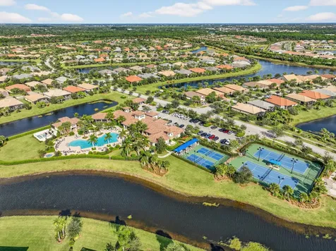 5130 Unity Square Vero Beach FL 32967