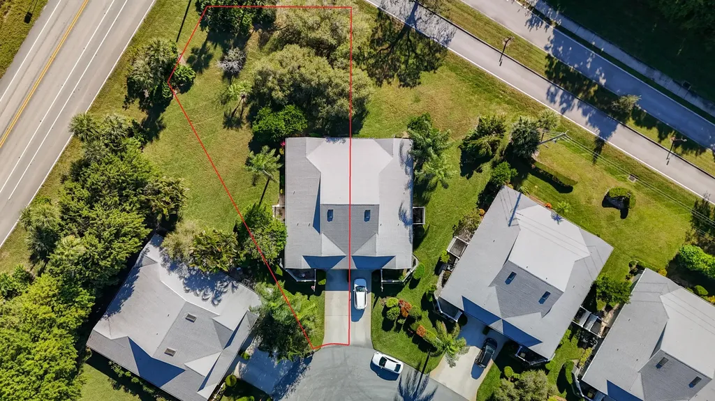 6796 SE Yorktown Drive Hobe Sound FL 33455