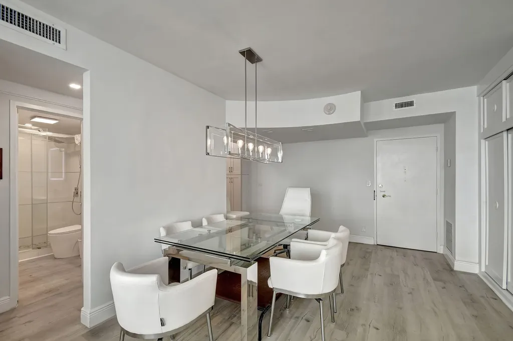 2840 S Ocean Boulevard Palm Beach FL 33480