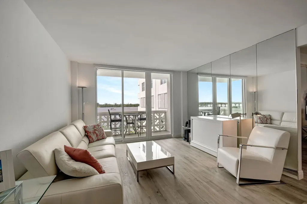 2840 S Ocean Boulevard Palm Beach FL 33480