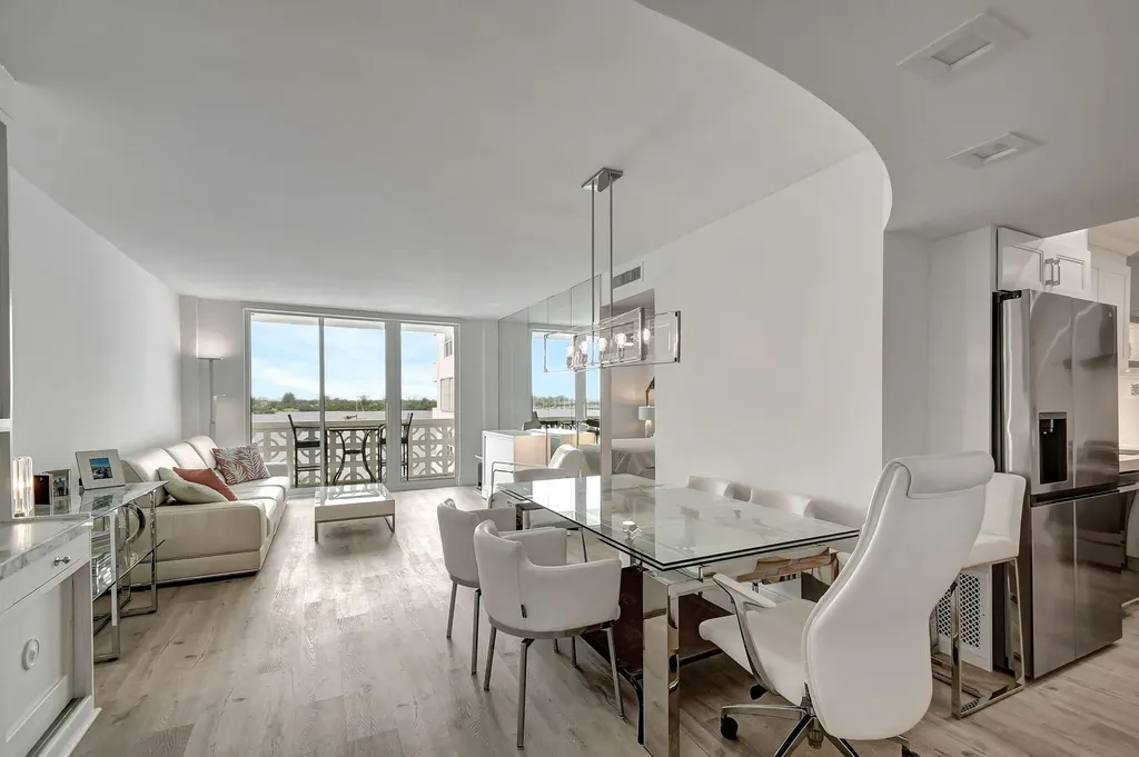 2840 S Ocean Boulevard Palm Beach FL 33480