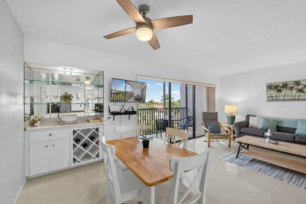 1605 S Us Highway 1 Jupiter FL 33477