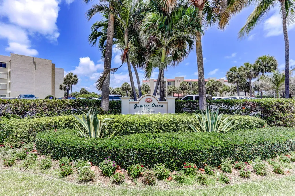 1605 S Us Highway 1 Jupiter FL 33477
