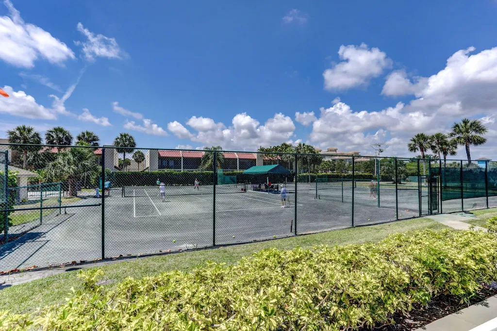 1605 S Us Highway 1 Jupiter FL 33477
