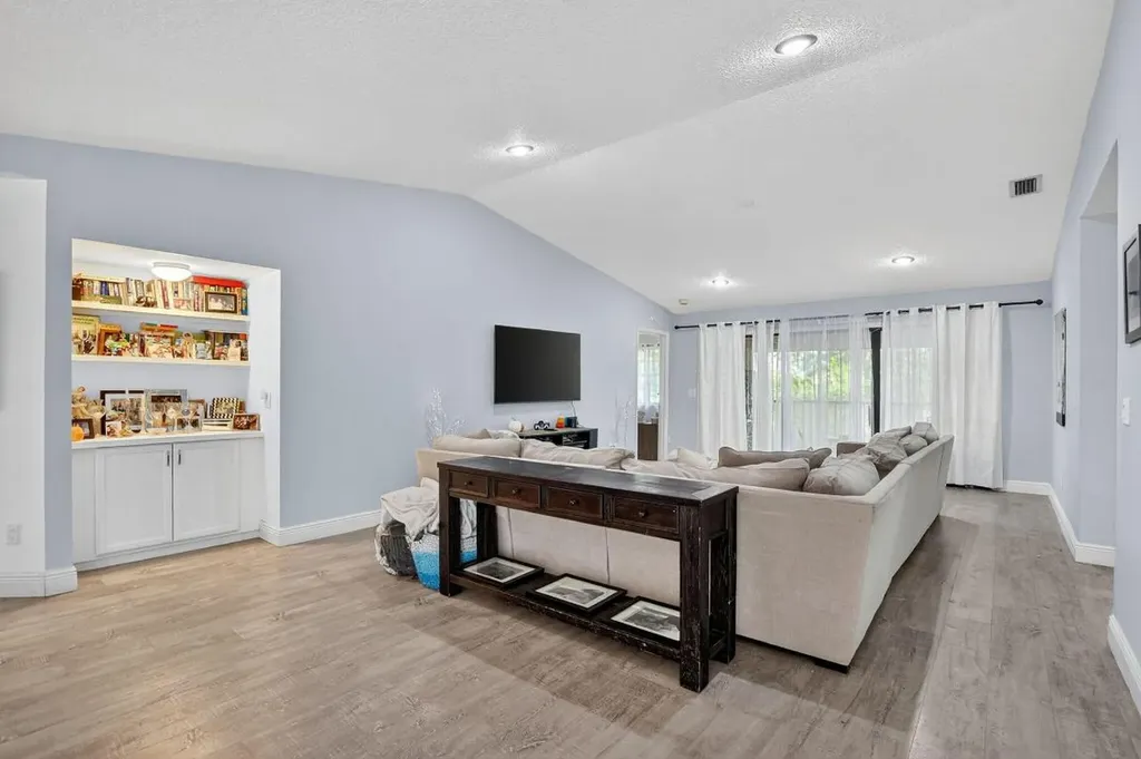 6675 Montego Bay Boulevard Boca Raton FL 33433
