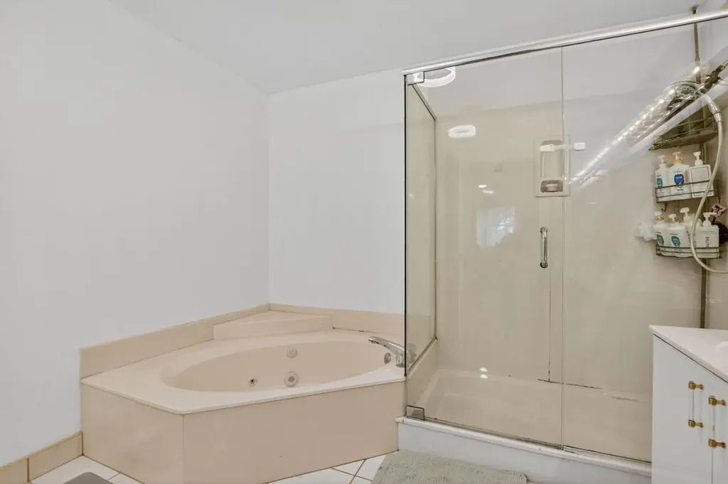6675 Montego Bay Boulevard Boca Raton FL 33433