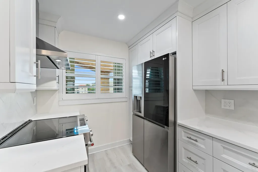 29 Yacht Club Drive North Palm Beach FL 33408