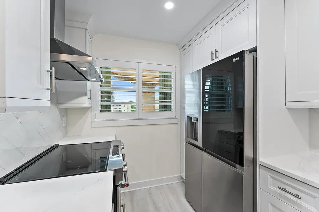 29 Yacht Club Drive North Palm Beach FL 33408