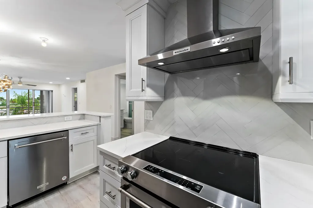 29 Yacht Club Drive North Palm Beach FL 33408
