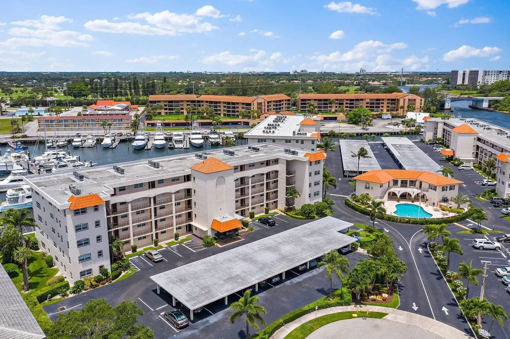29 Yacht Club Drive North Palm Beach FL 33408