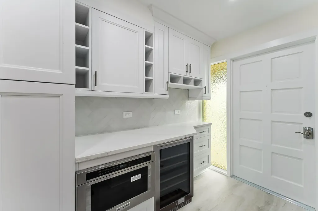 29 Yacht Club Drive North Palm Beach FL 33408