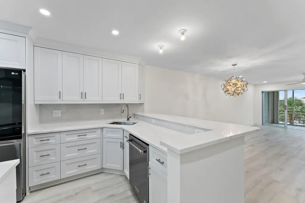 29 Yacht Club Drive North Palm Beach FL 33408