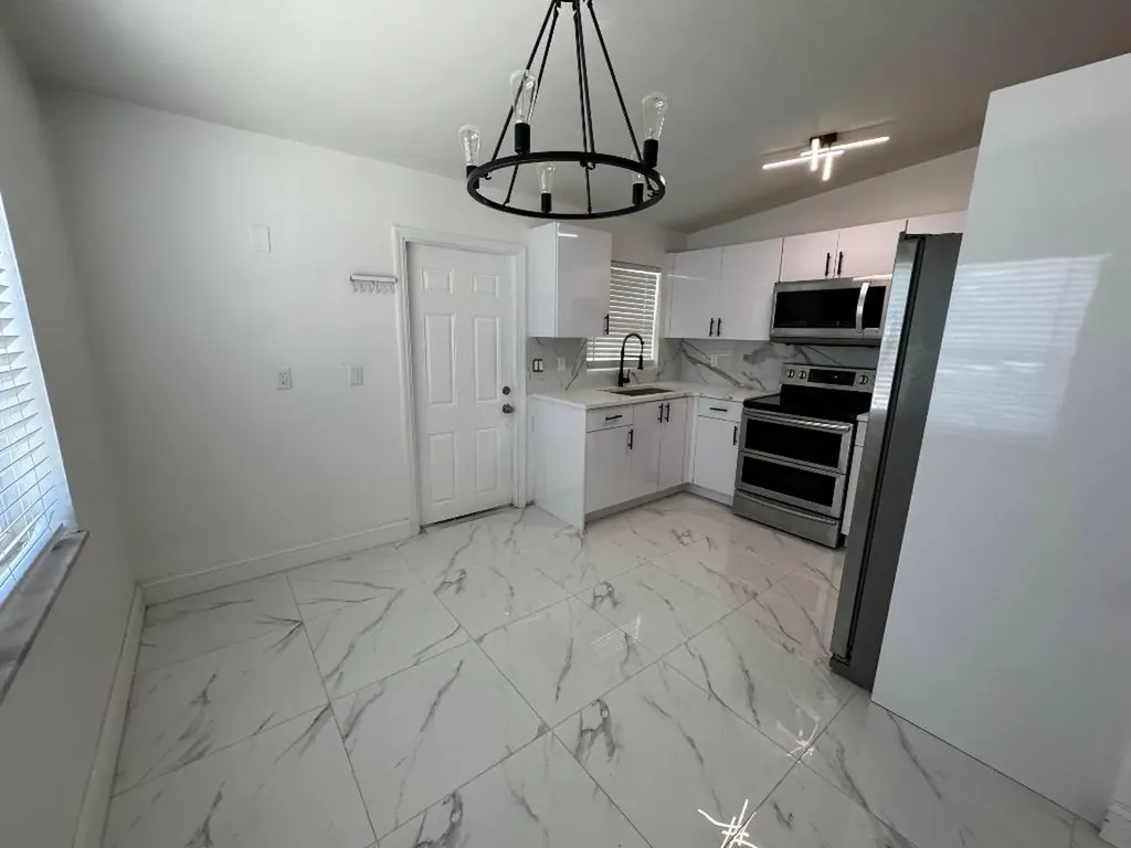 508 Palm Avenue Fort Pierce FL 34982
