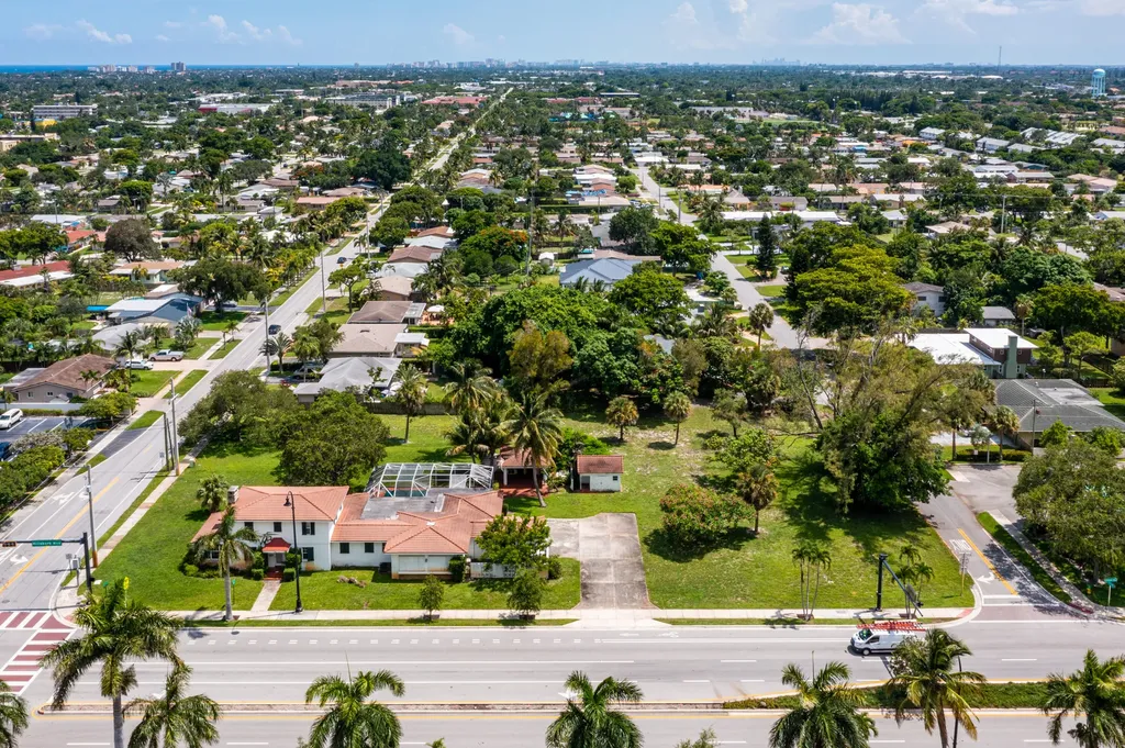 556 E Hillsboro Boulevard Deerfield Beach FL 33441