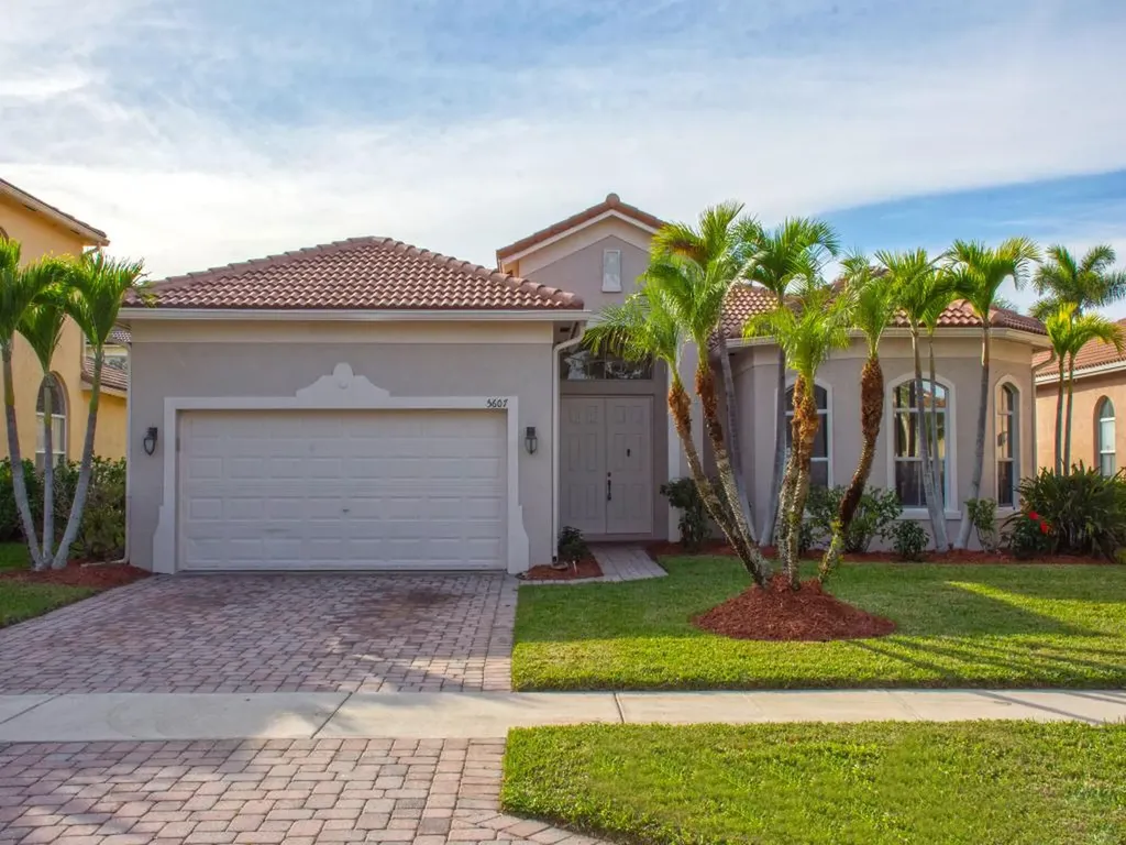 5607 Place Lake Drive Fort Pierce FL 34951