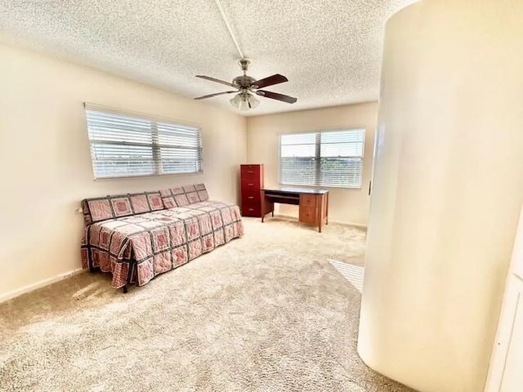 4001 Hythe A Boca Raton FL 33434