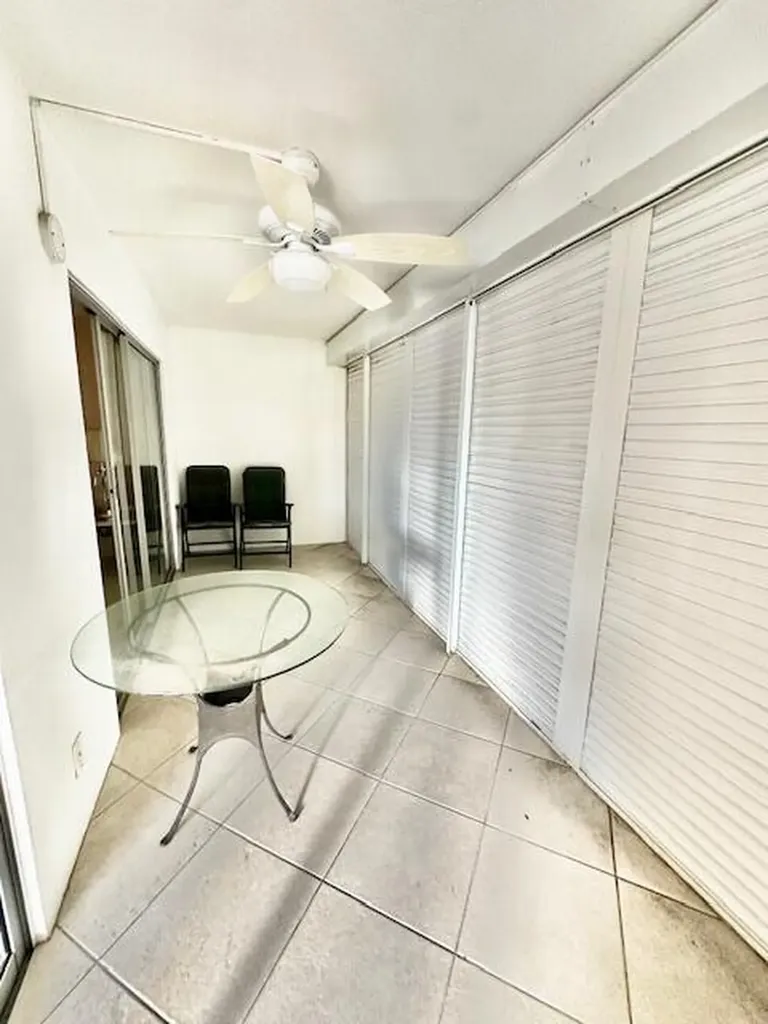 4001 Hythe A Boca Raton FL 33434