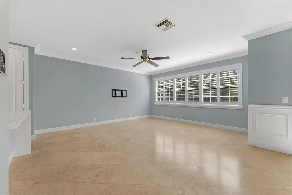 604 NE Francesca Lane Boca Raton FL 33487