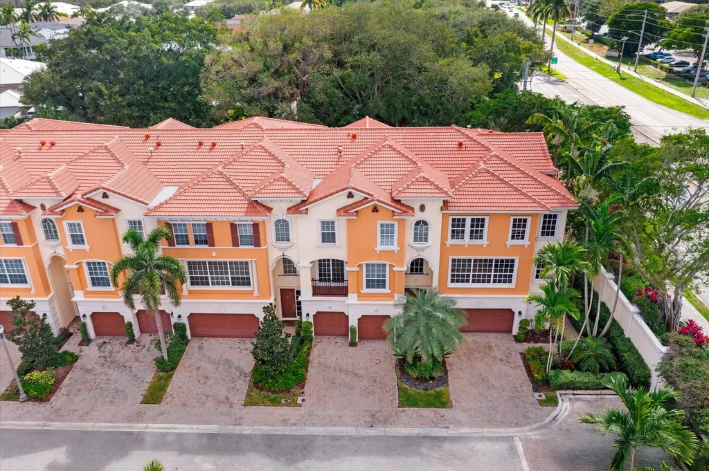 604 NE Francesca Lane Boca Raton FL 33487