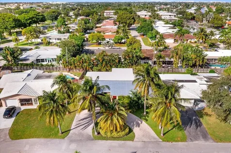 2251 NE 37th Court Lighthouse Point FL 33064