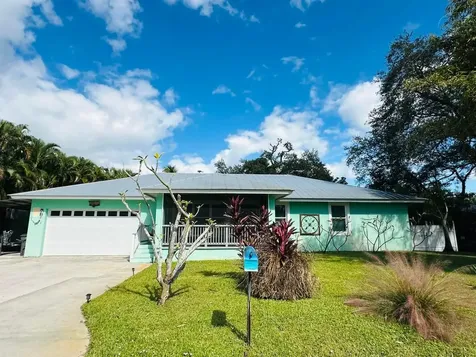 2415 Laurel Lane Palm Beach Gardens FL 33410