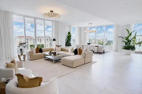 220 SE Mizner Boulevard Boca Raton FL 33432