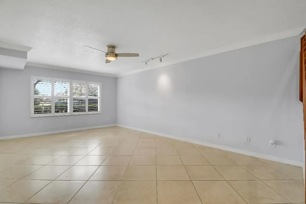 1903 Stratford Way West Palm Beach FL 33409