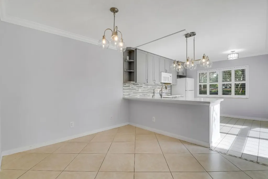 1903 Stratford Way West Palm Beach FL 33409