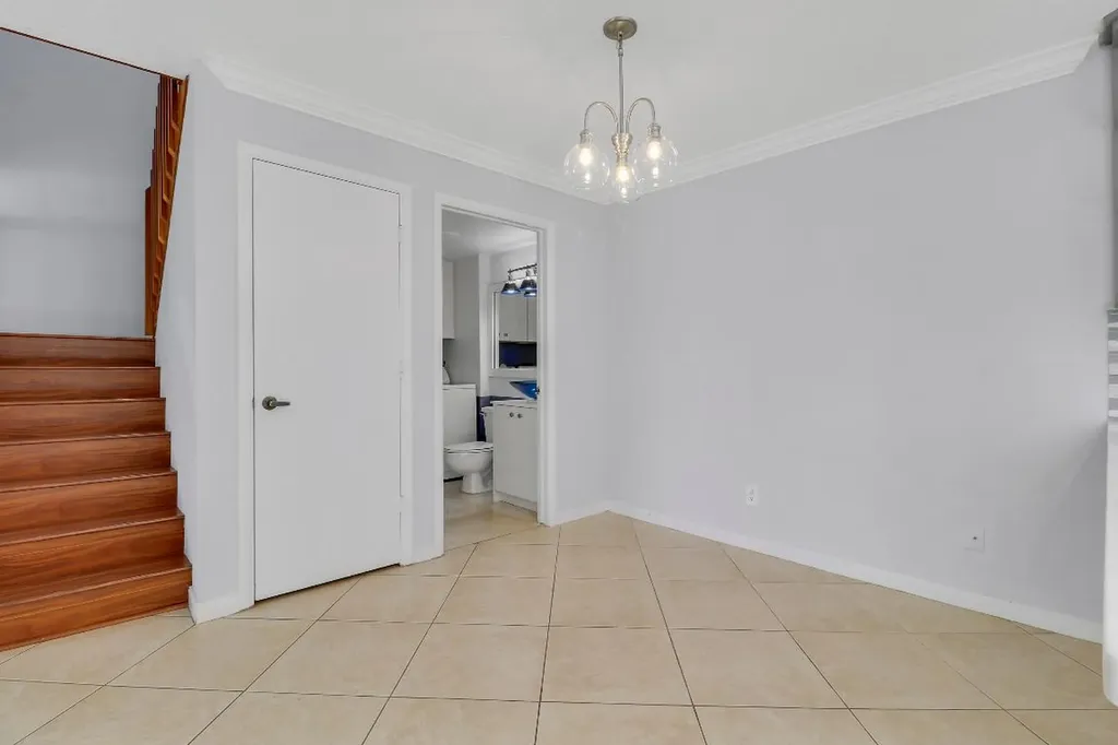 1903 Stratford Way West Palm Beach FL 33409