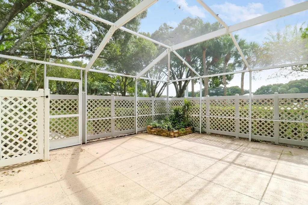 1903 Stratford Way West Palm Beach FL 33409