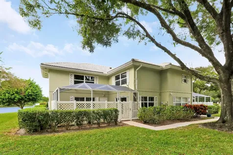 1903 Stratford Way West Palm Beach FL 33409