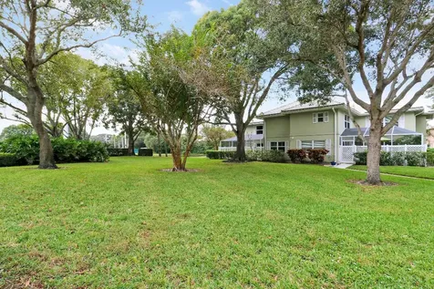 1903 Stratford Way West Palm Beach FL 33409