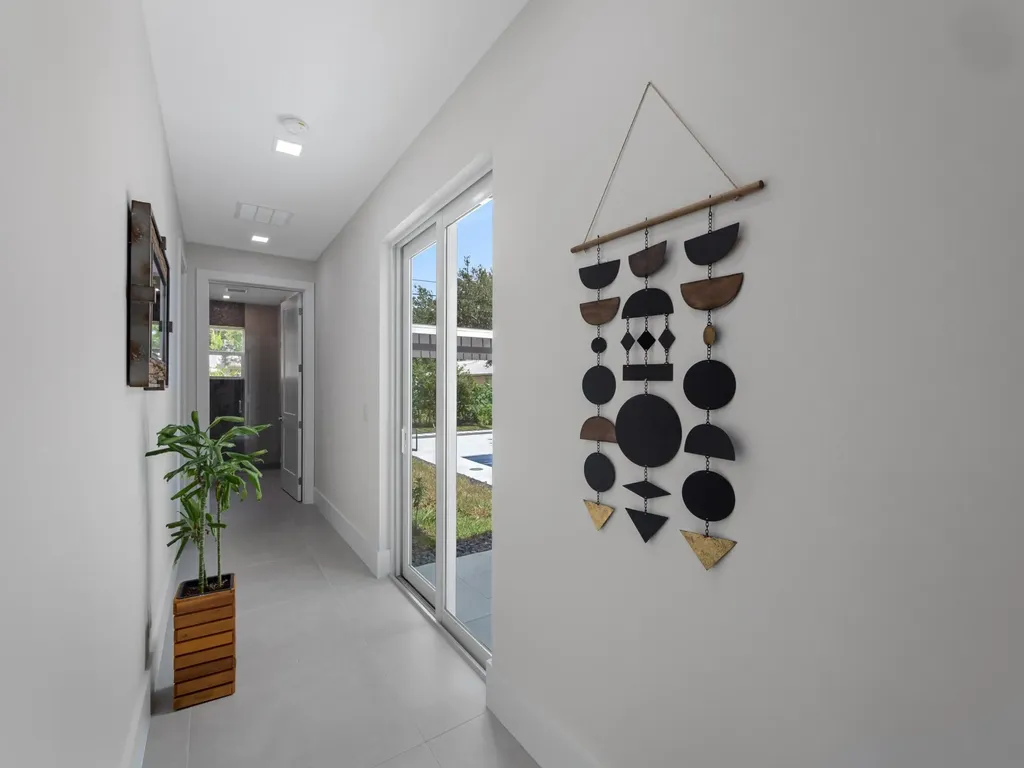 2565 SW Salzedo Avenue Port St Lucie FL 34987