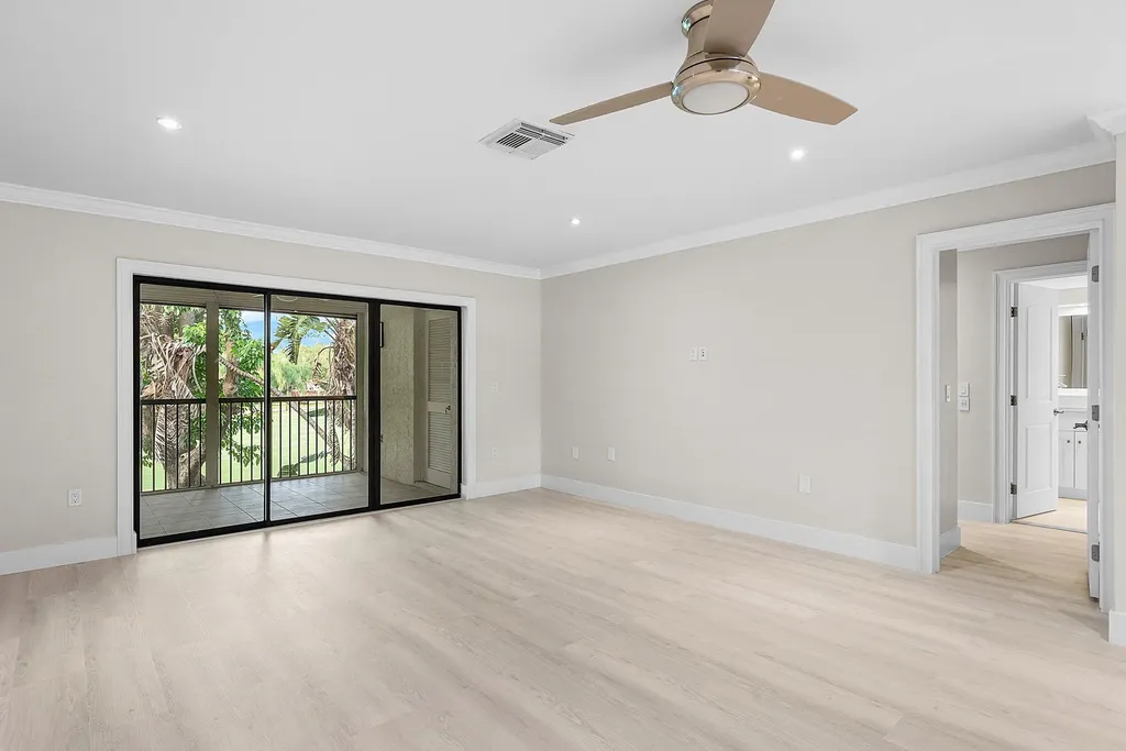 18 Stratford Drive E Boynton Beach FL 33436