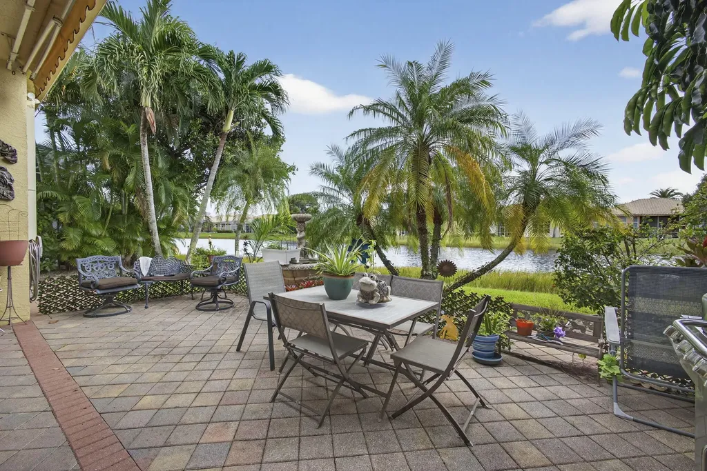 8722 Via Brilliante Wellington FL 33411