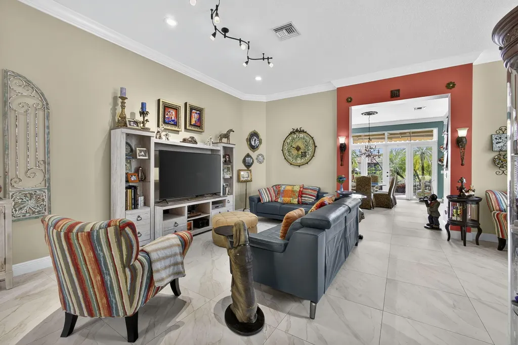 8722 Via Brilliante Wellington FL 33411