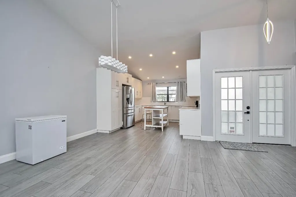 7706 Solimar Circle Boca Raton FL 33433