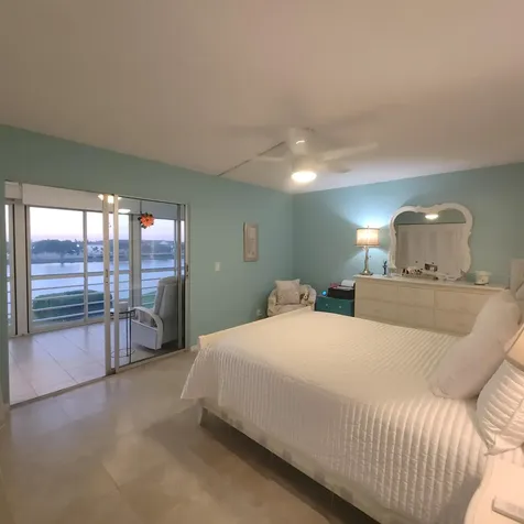 424 Dover B West Palm Beach FL 33417