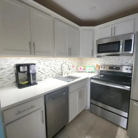 424 Dover B West Palm Beach FL 33417